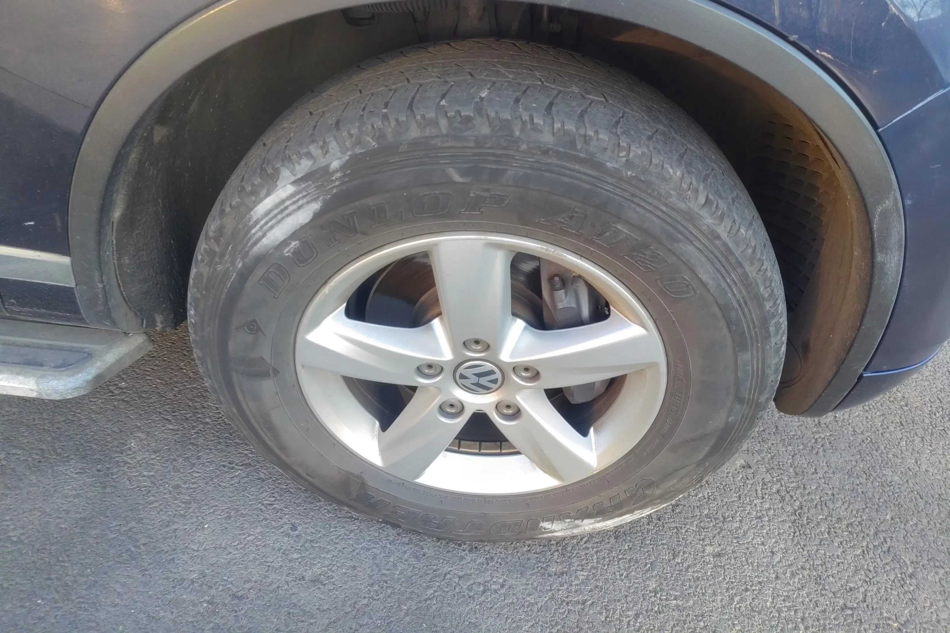 Volkswagen Touareg