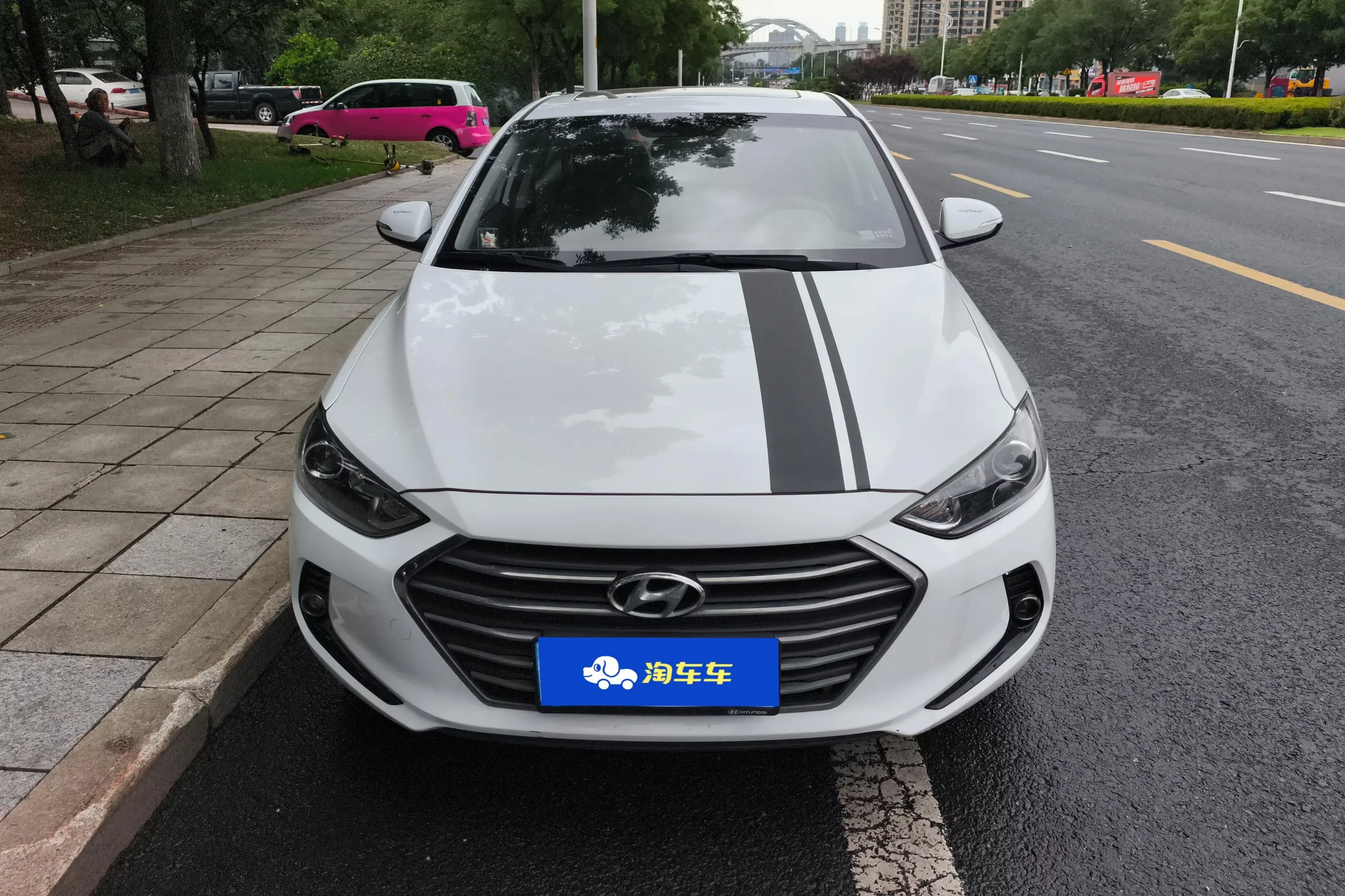 Hyundai lead