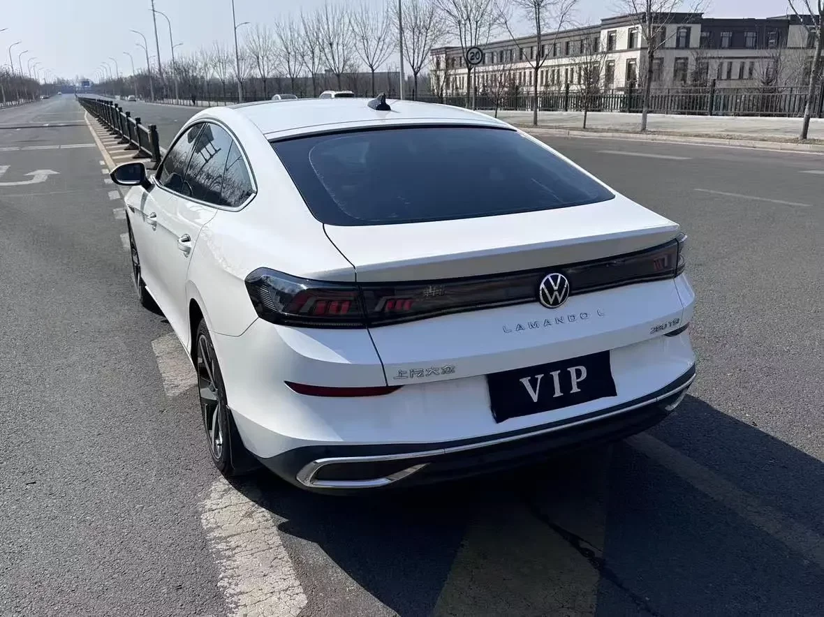 Volkswagen Lamando