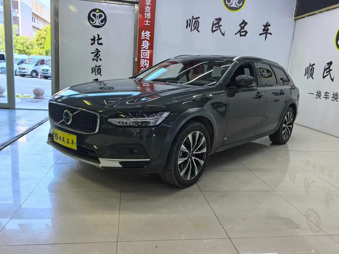 Volvo V90
