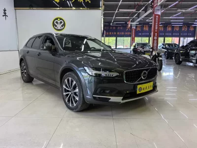 Volvo V90