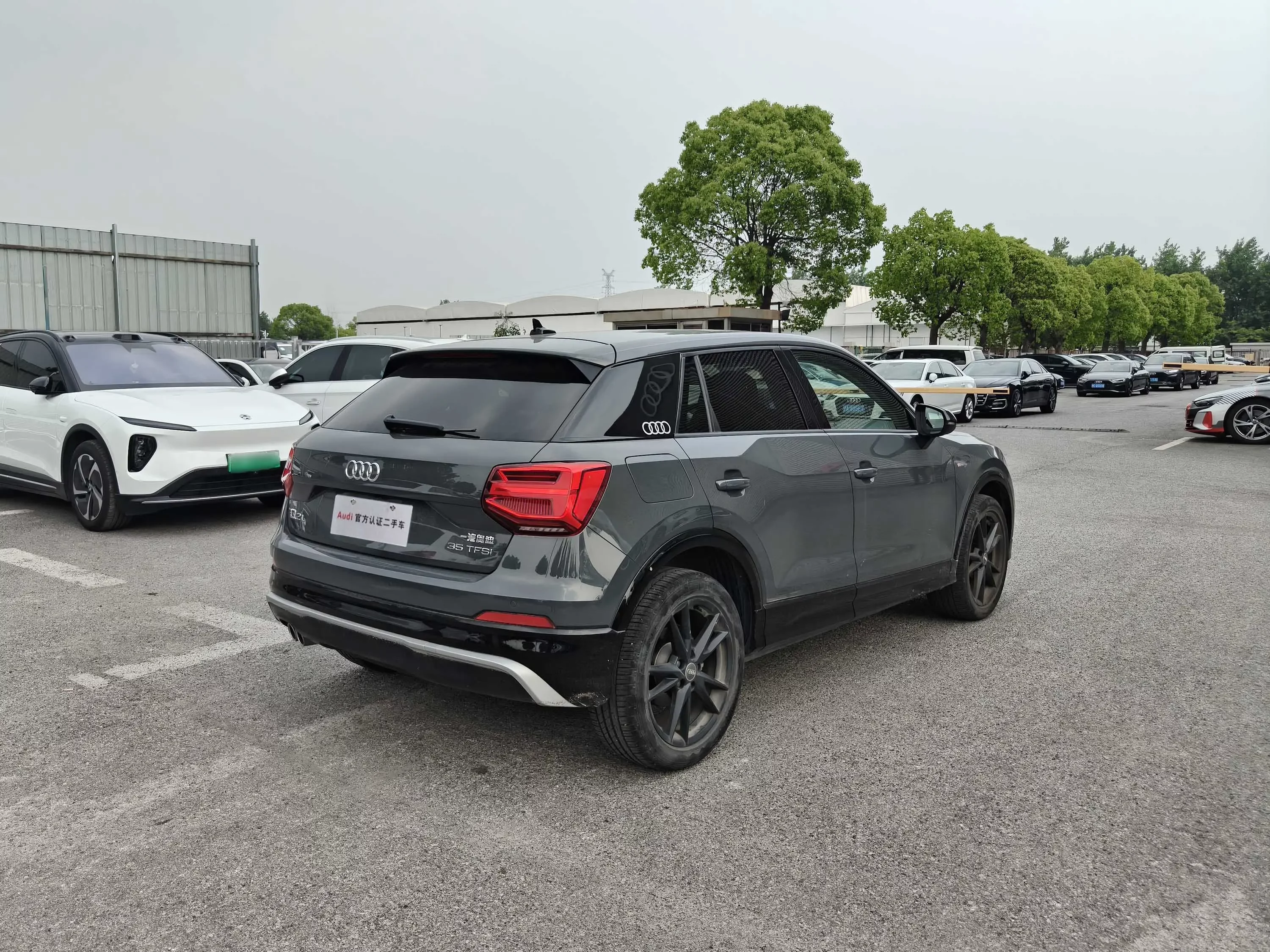 Audi Q2L