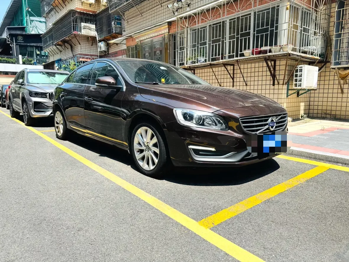 Volvo S60
