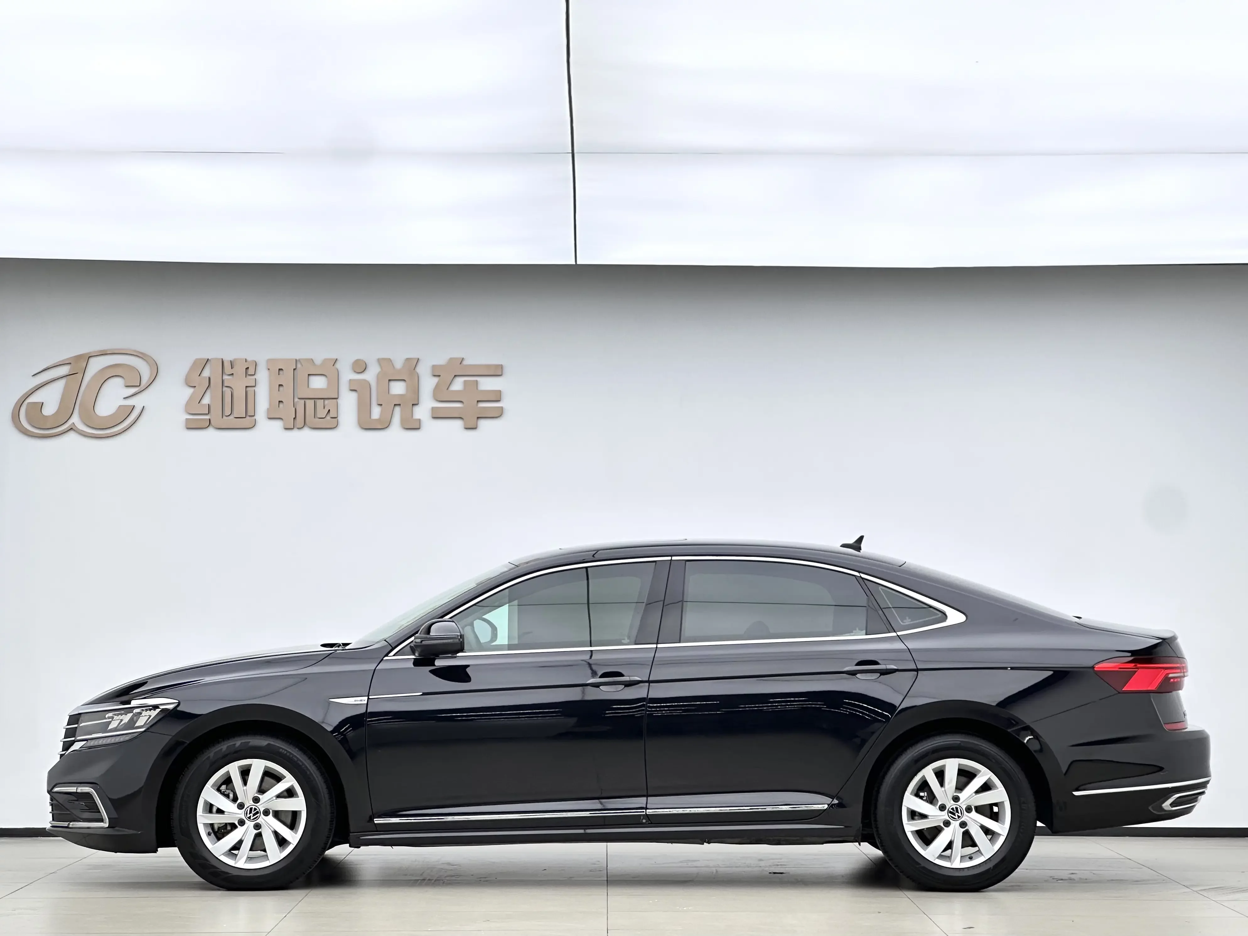 Volkswagen Passat PHEV
