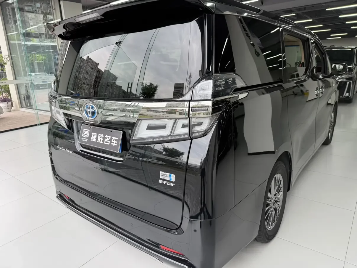Toyota Crown Wellfire