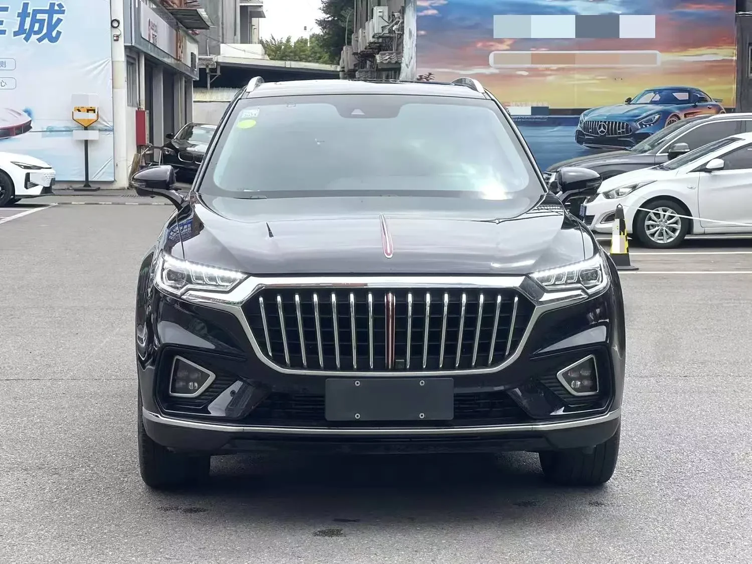 Hongqi HS5