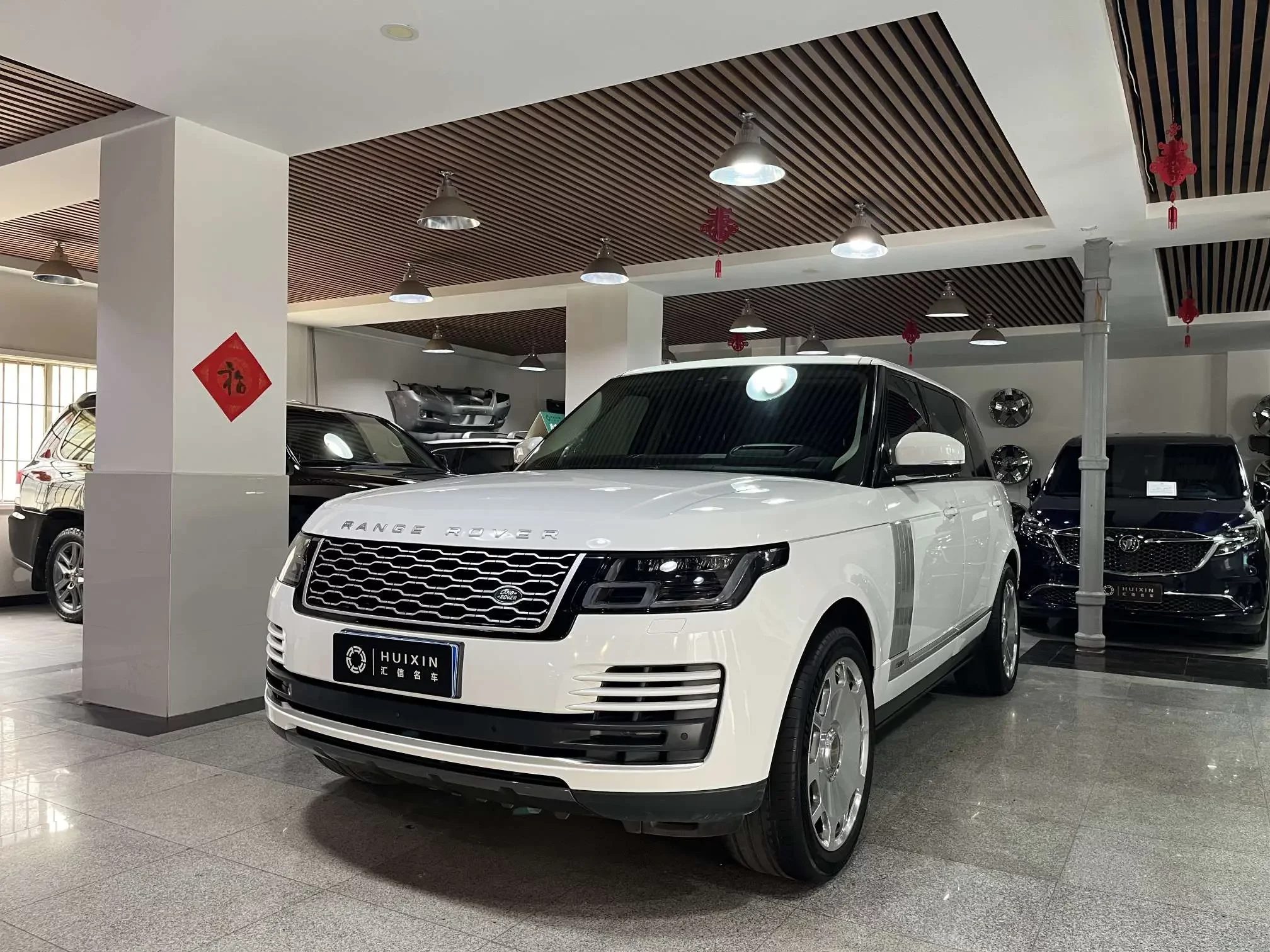 Land Rover range rover