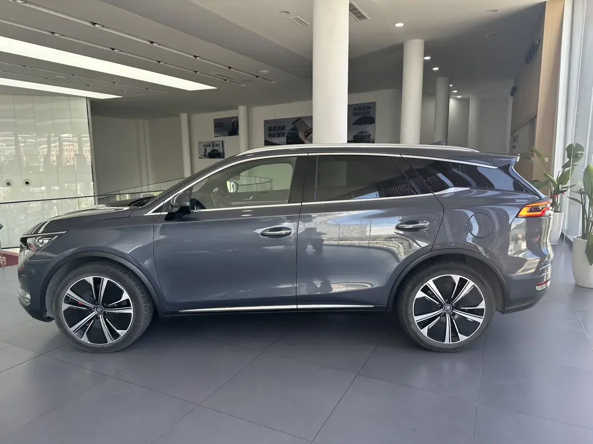 BYD Tang DM