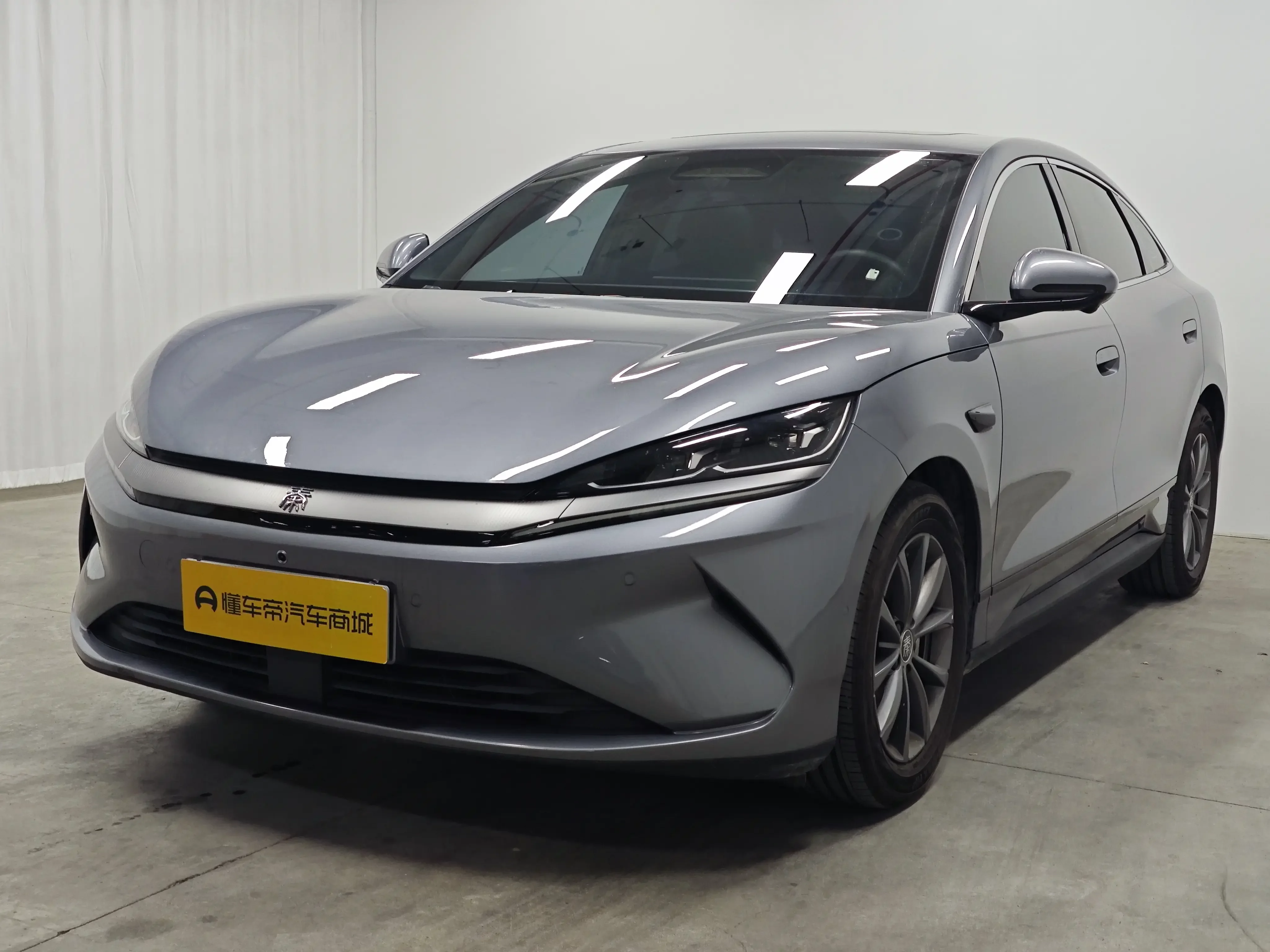 BYD Qin L EV
