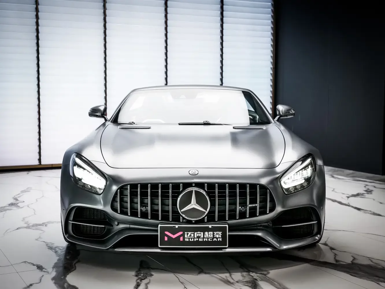 Mercedes-Benz AMG GT
