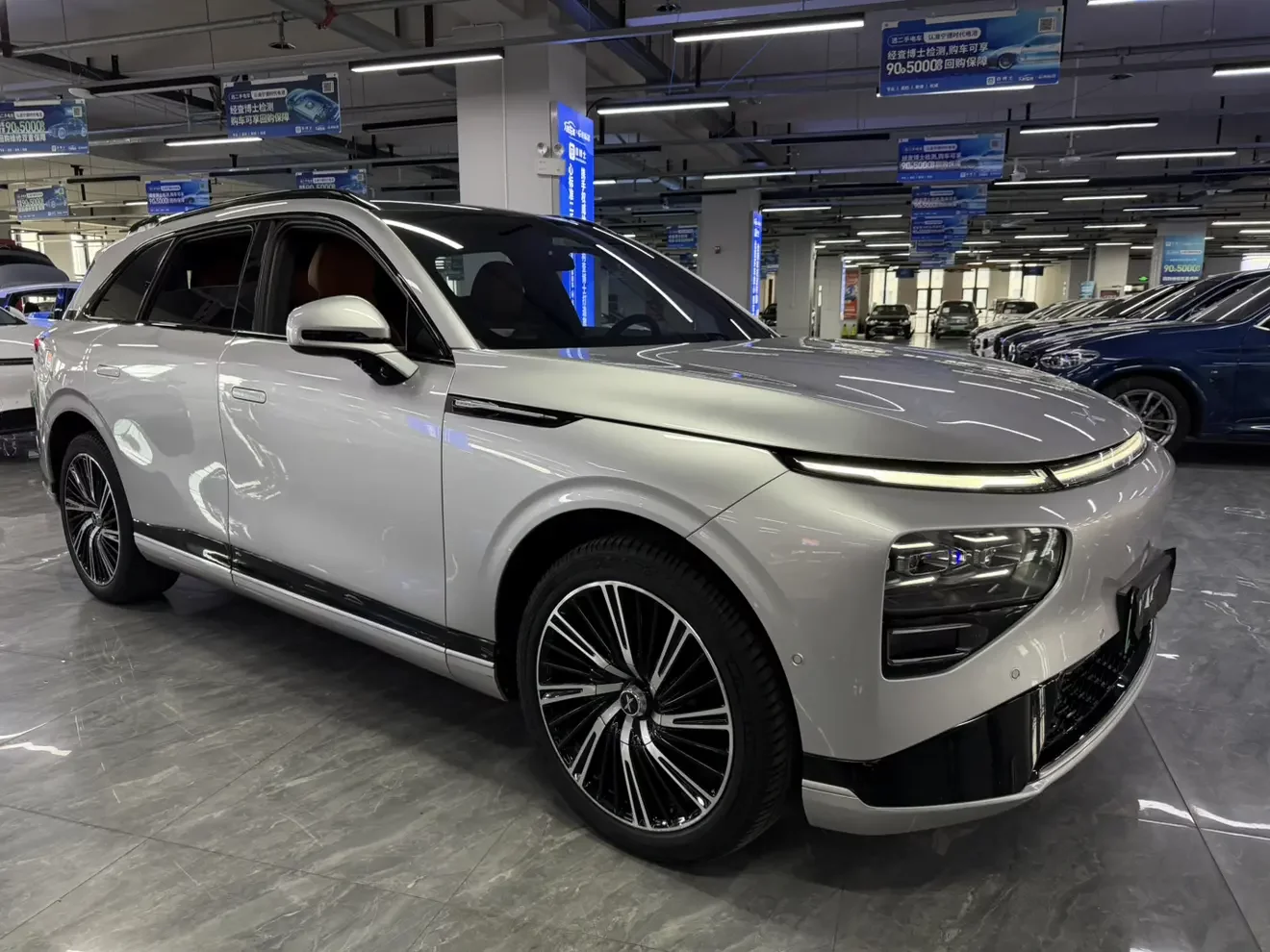 Xpeng G9