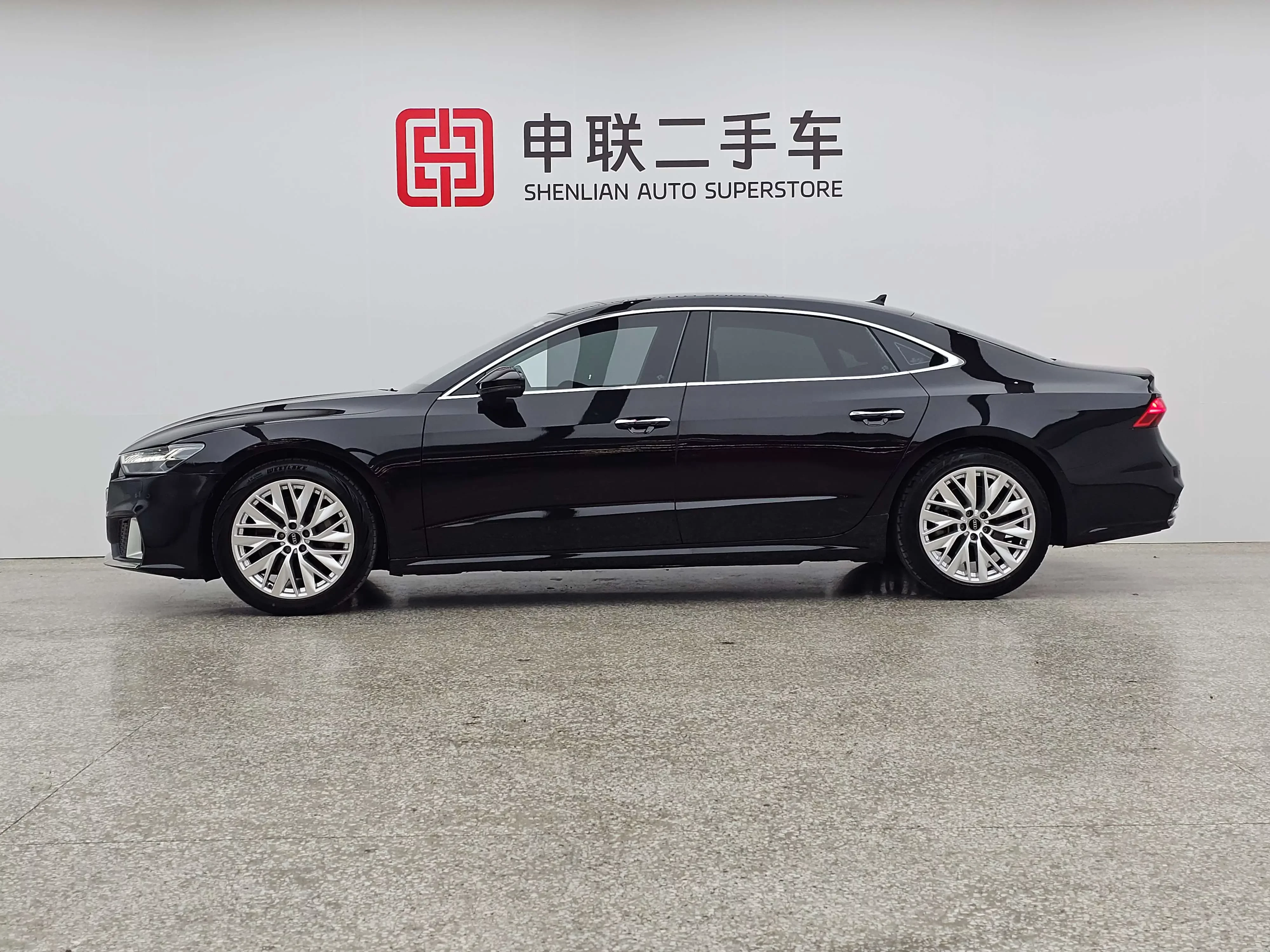 Audi A7L
