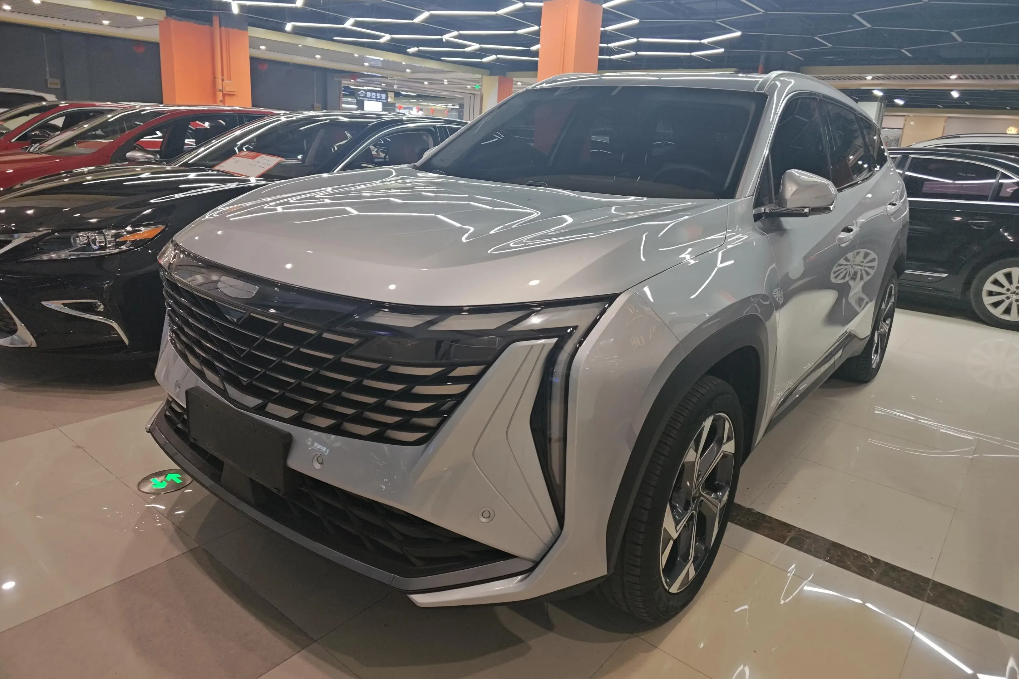 Geely Atlas L