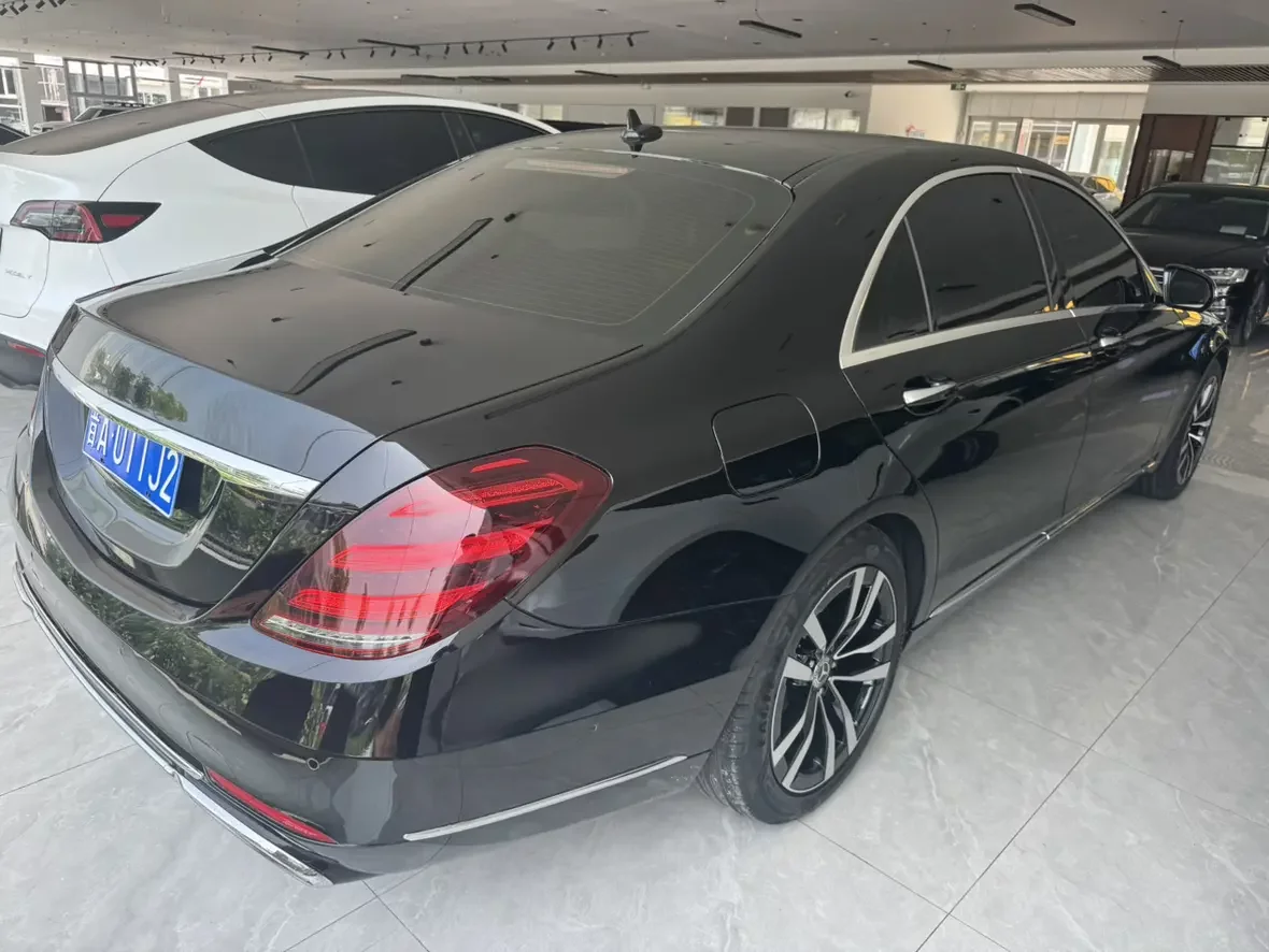Mercedes-Benz S Class