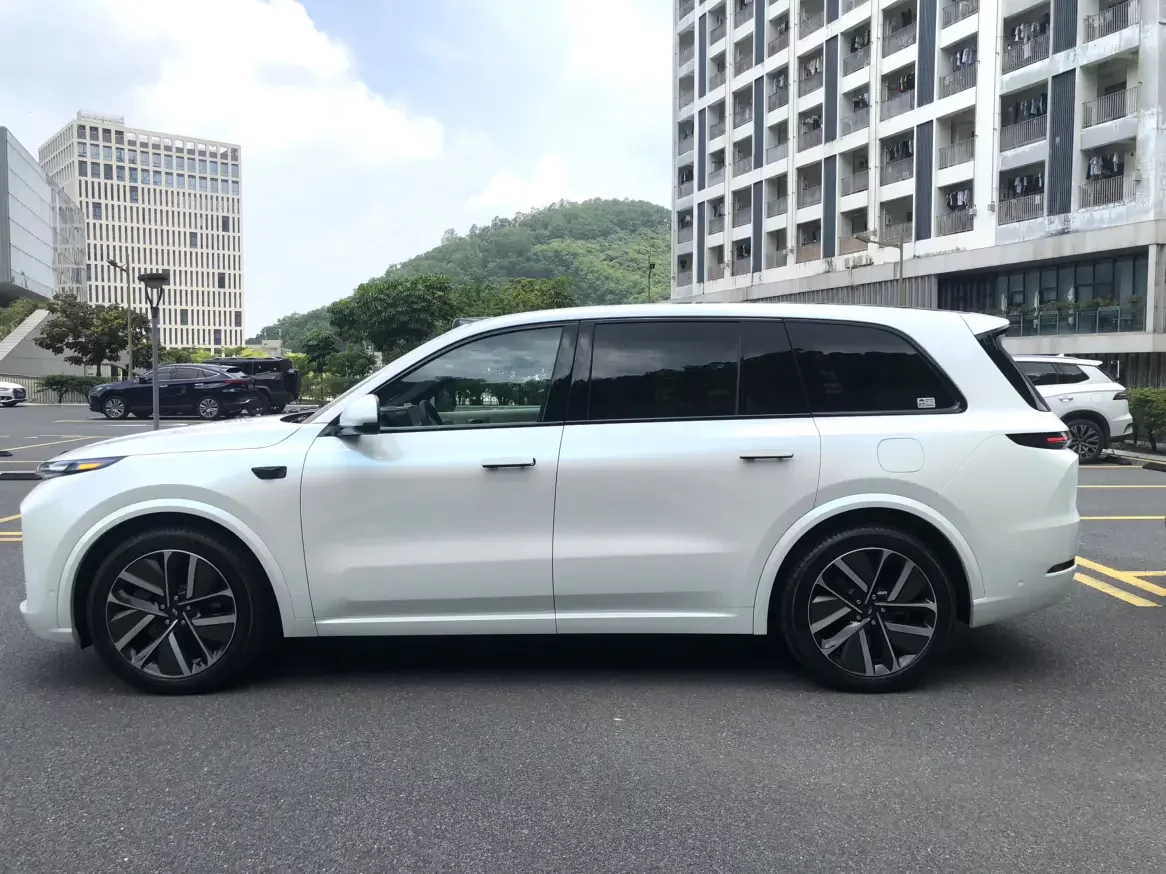Lixiang L9