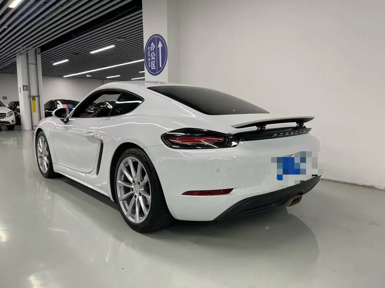 Porsche 718