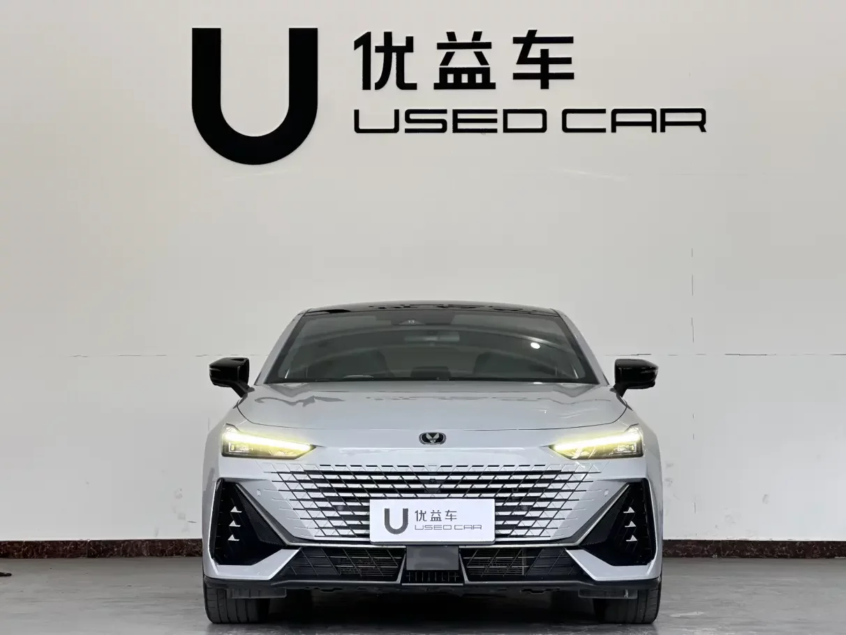 Changan UNI-V