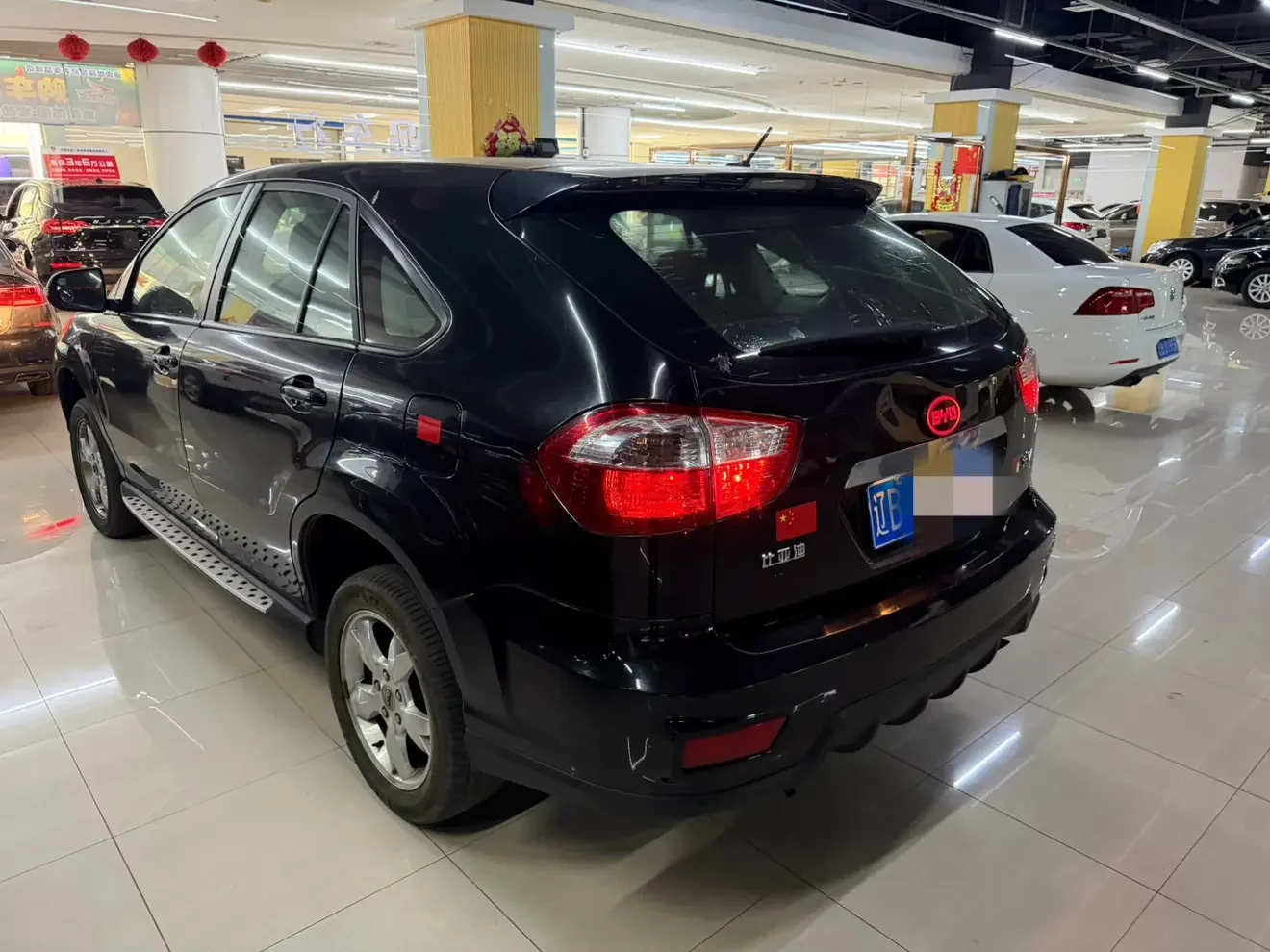 BYD S6
