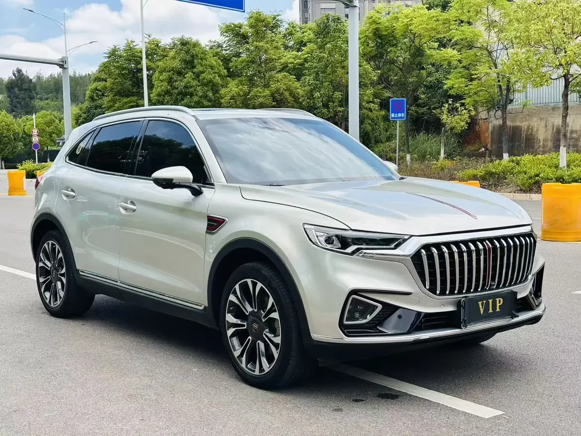 Hongqi HS5