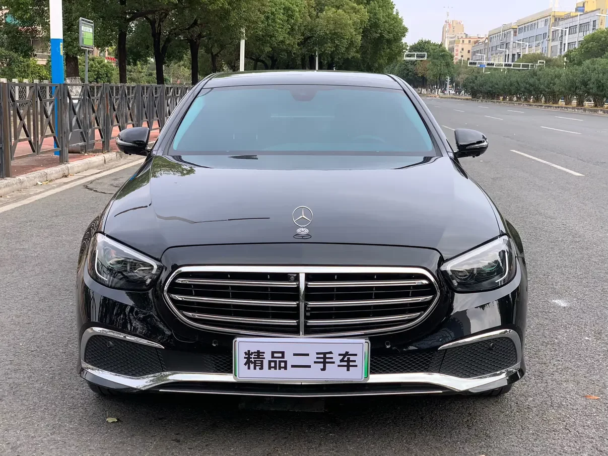 Mercedes-Benz E-Class PHEV