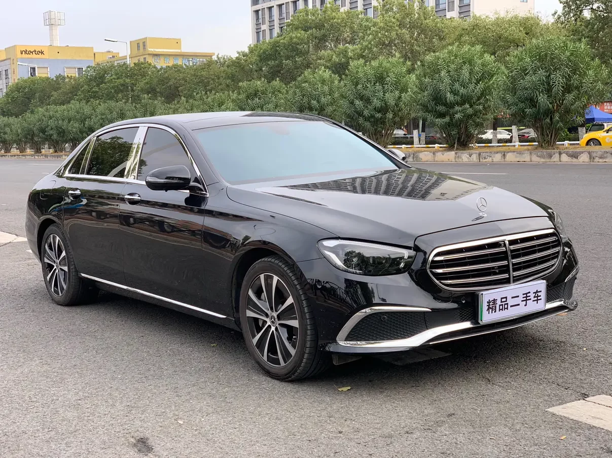Mercedes-Benz E-Class PHEV