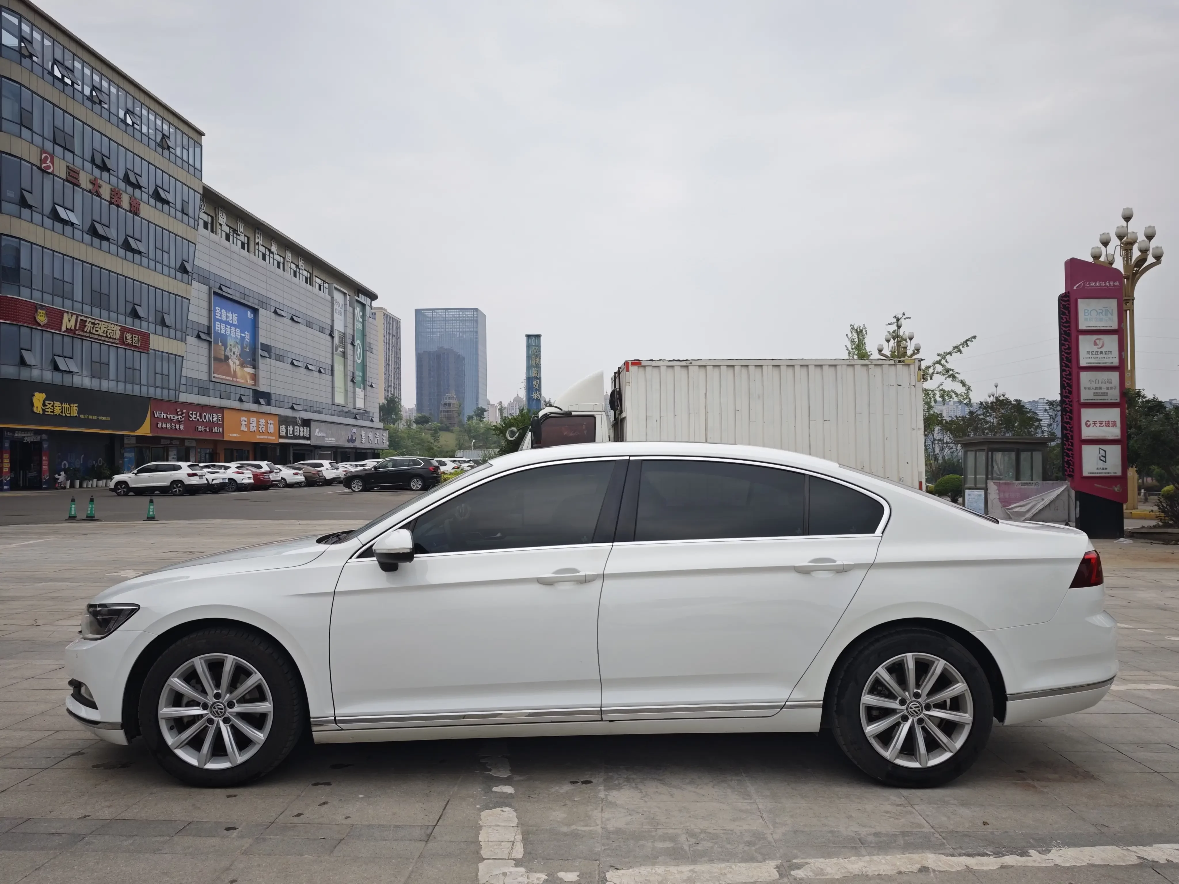 Volkswagen Magotan