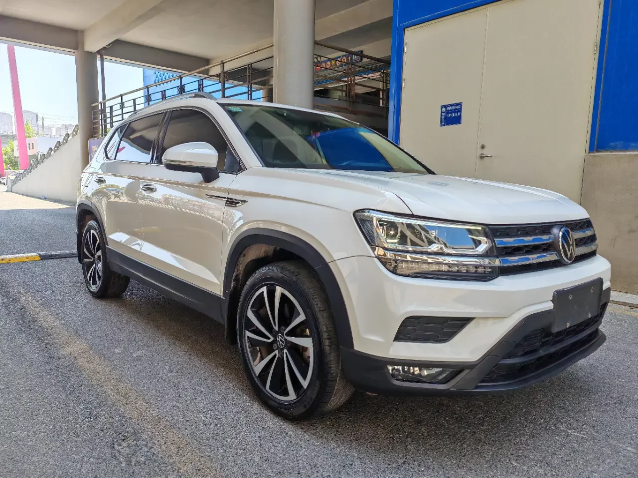 Volkswagen Tharu