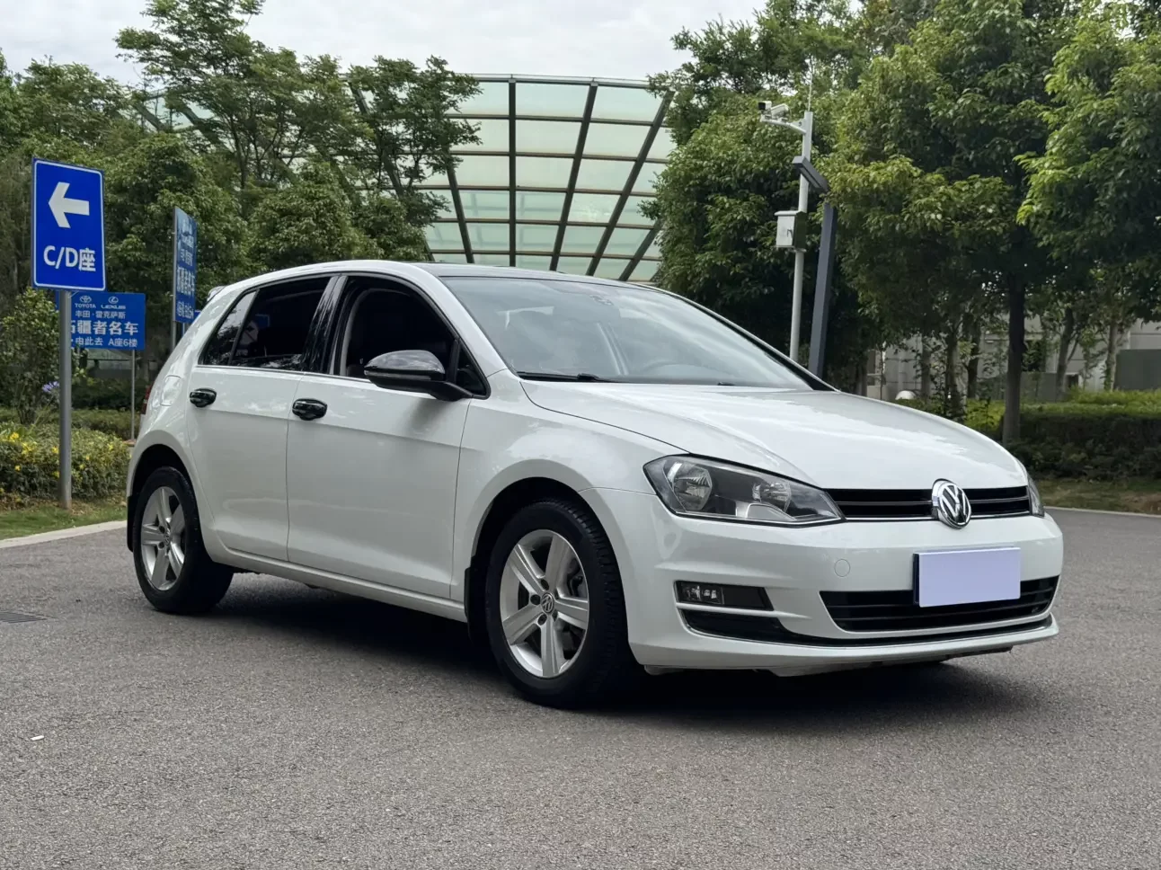 Volkswagen golf