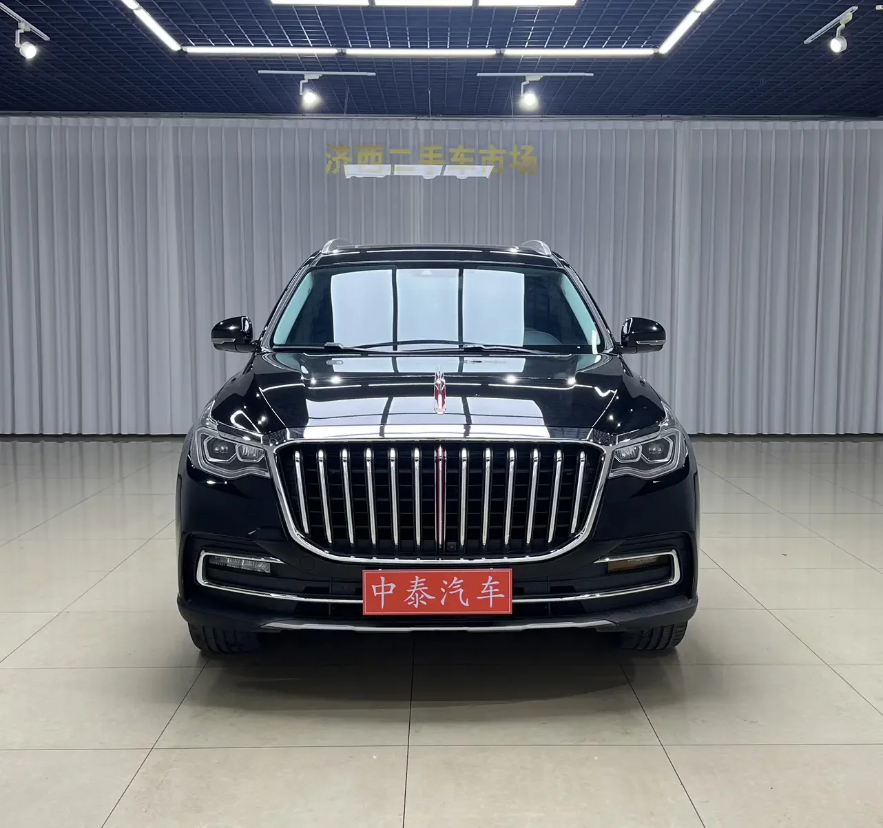 Hongqi HS7