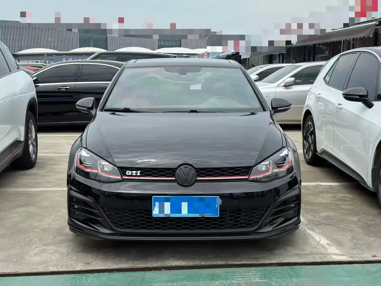 Volkswagen Golf GTI