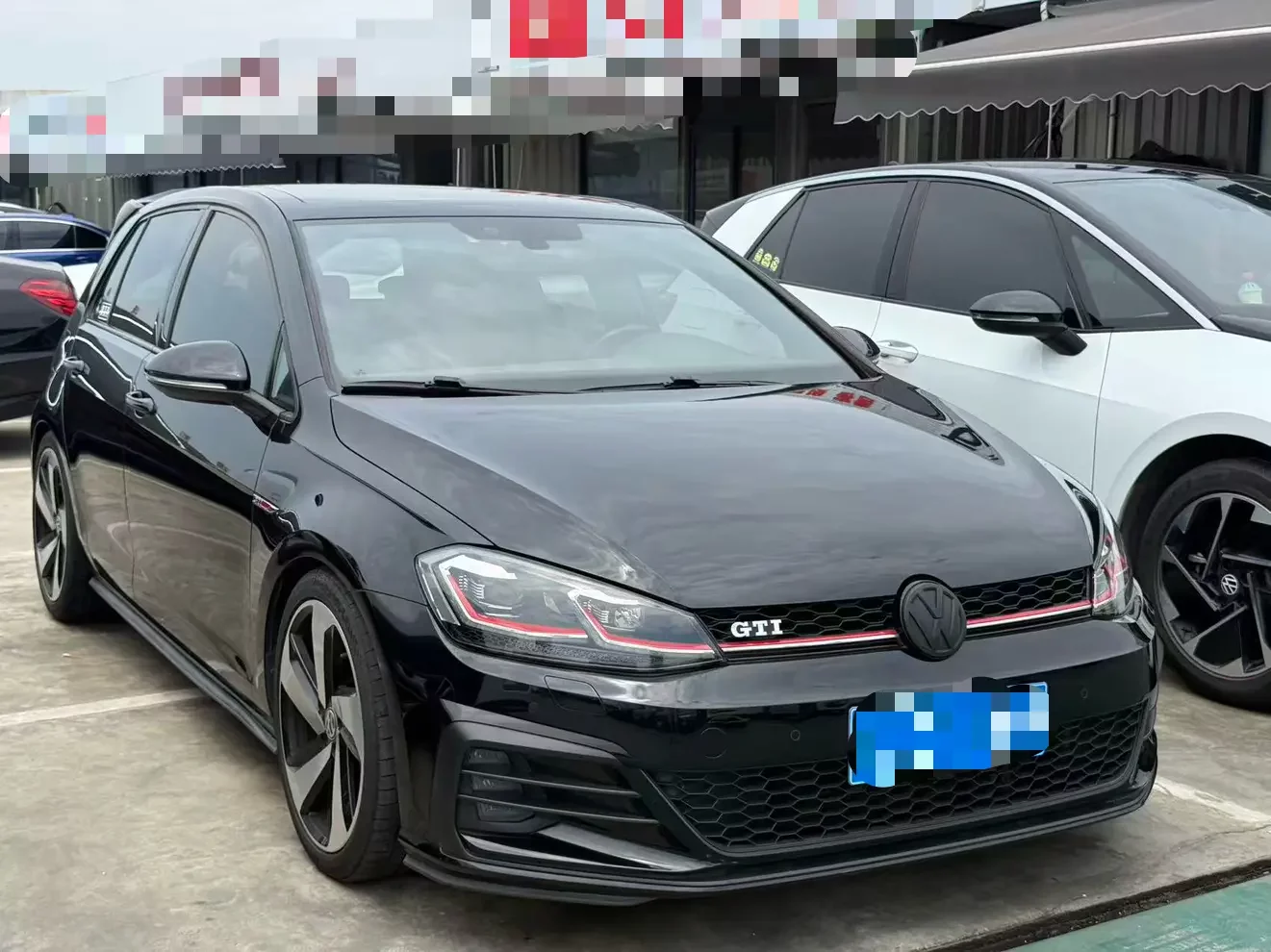 Volkswagen Golf GTI