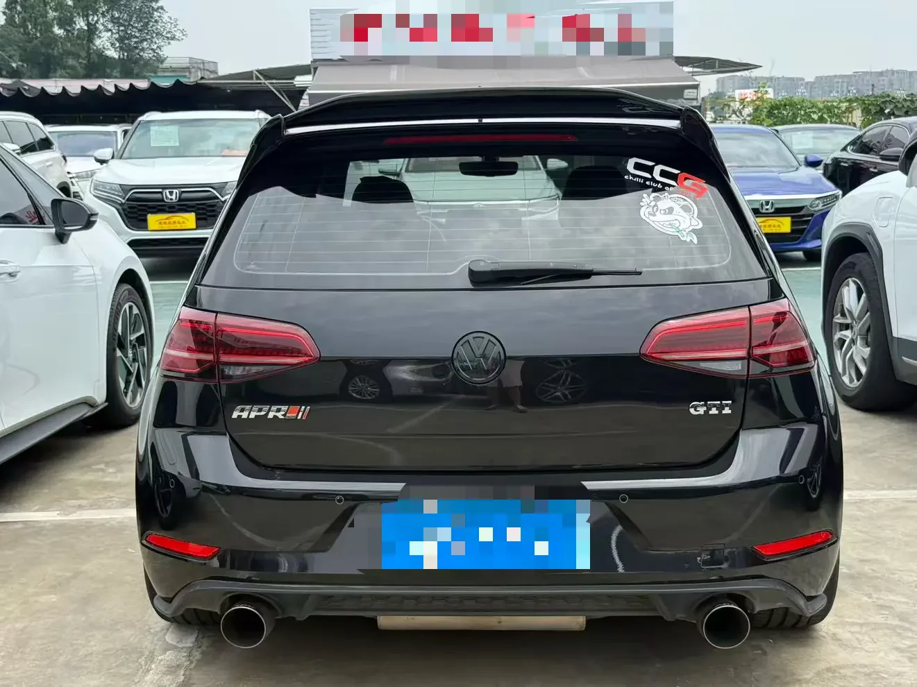 Volkswagen Golf GTI