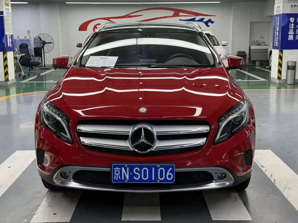 Mercedes-Benz GLA