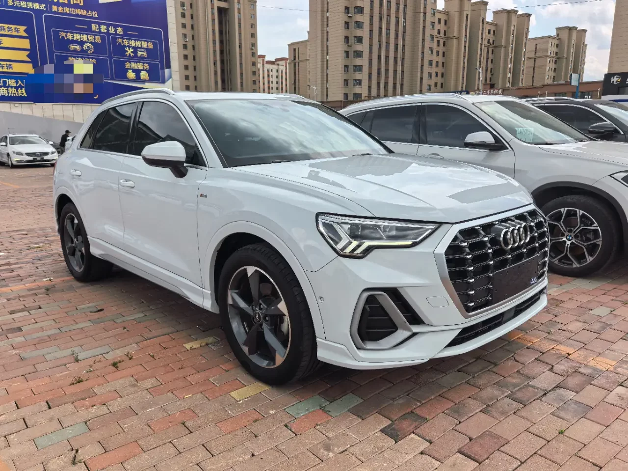 Audi Q3