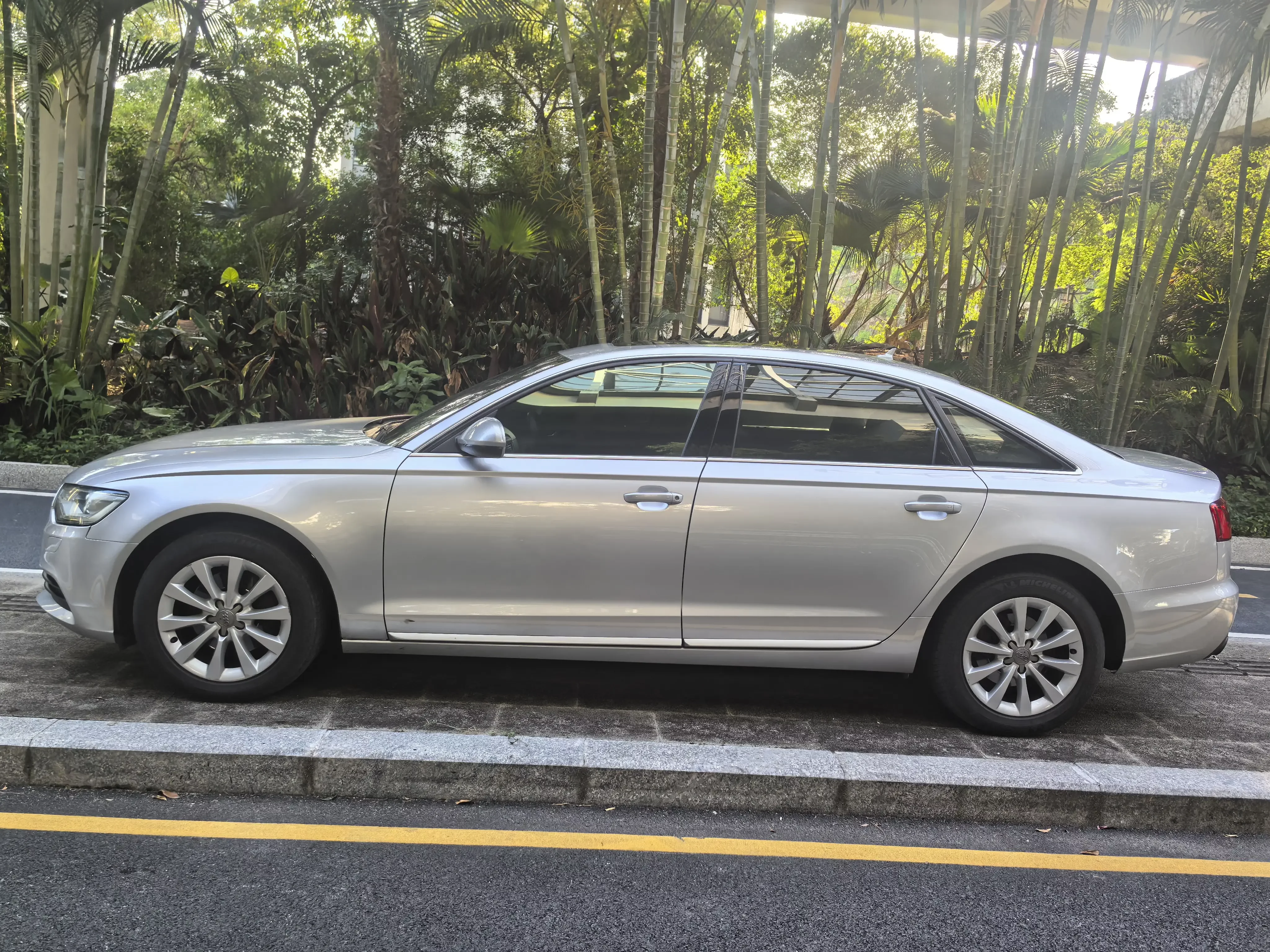 Audi A6L