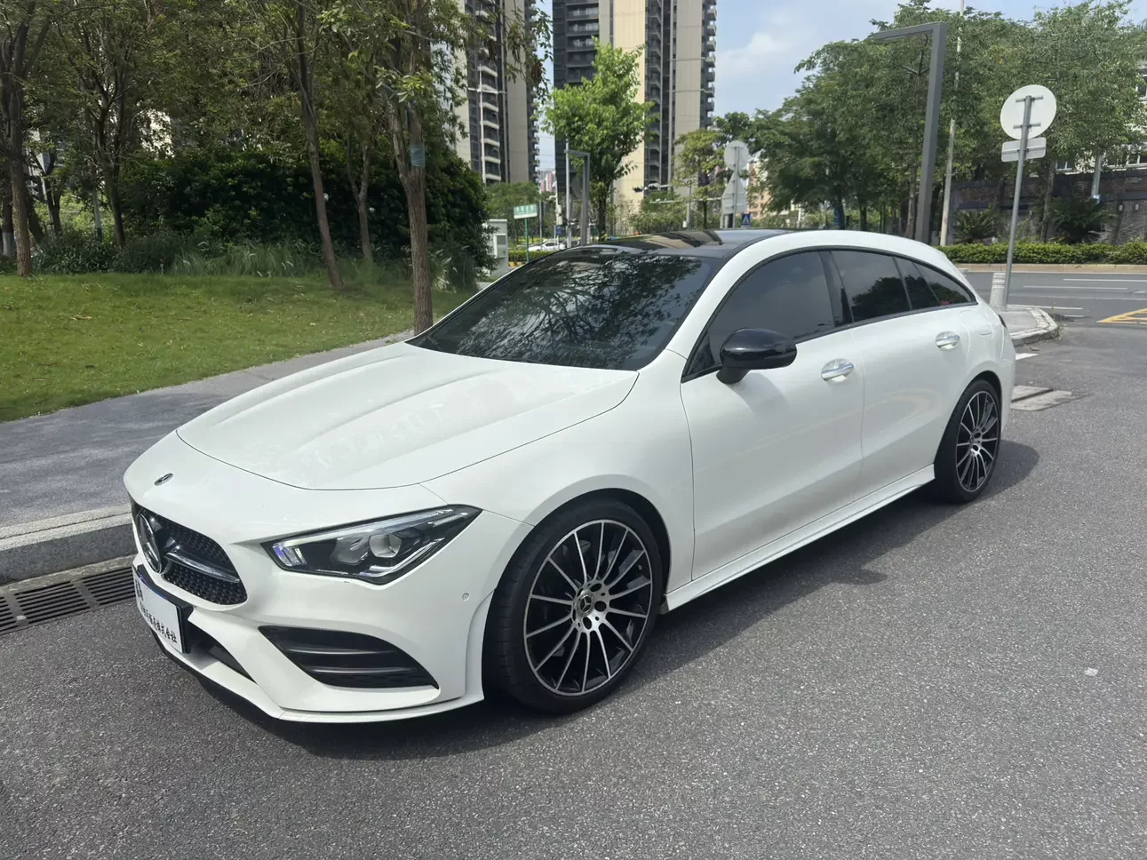 Mercedes-Benz CLA (Imported)