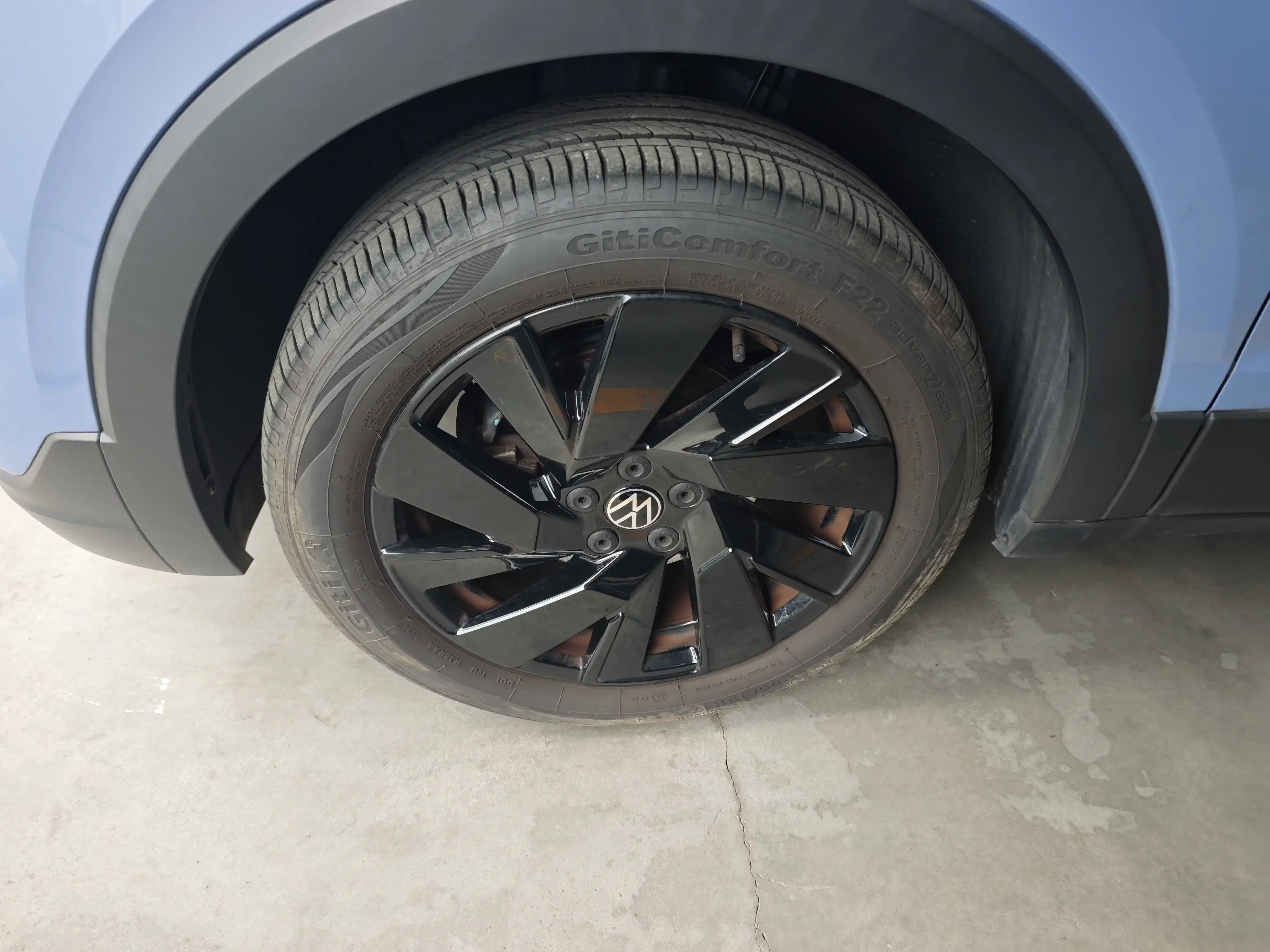 Volkswagen Tharu