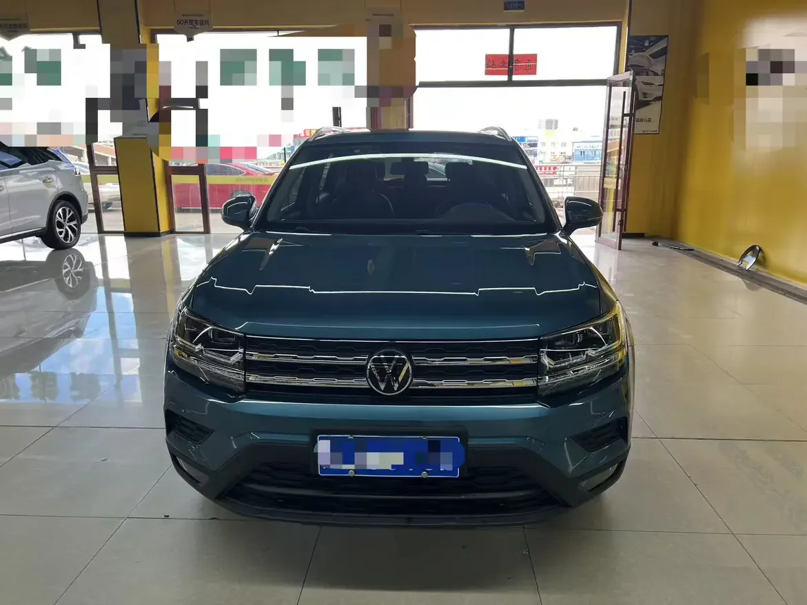 Volkswagen Tharu