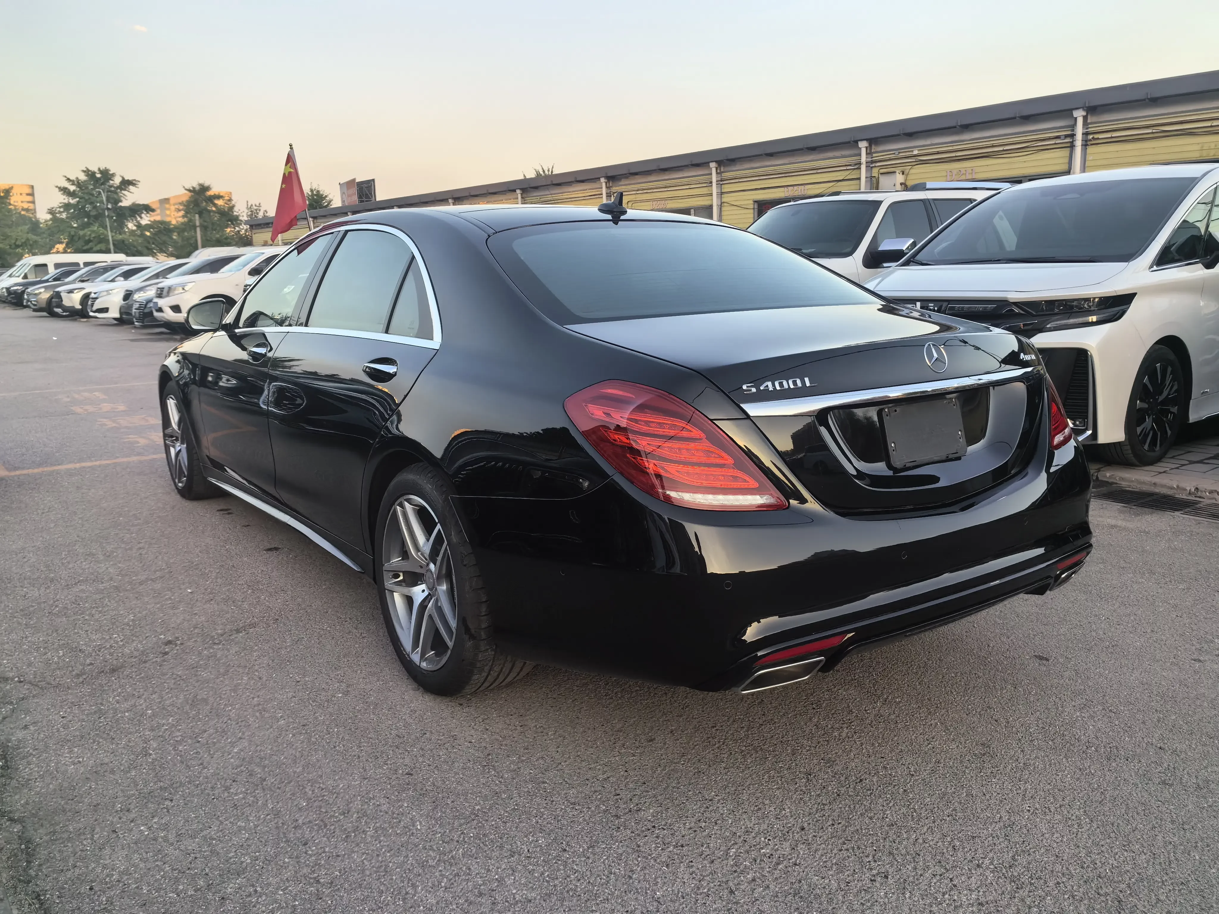 Mercedes-Benz S Class