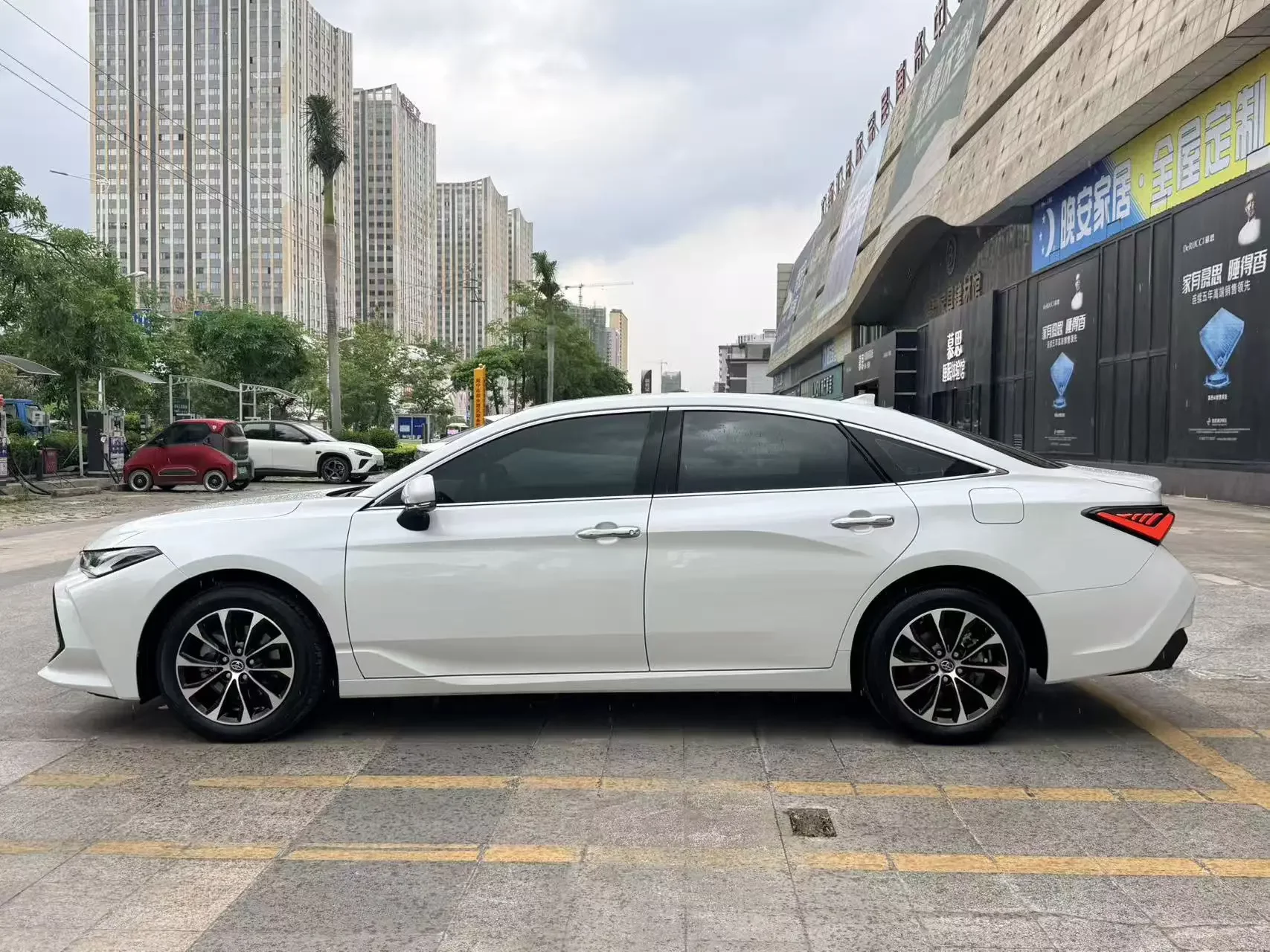 Toyota Avalon