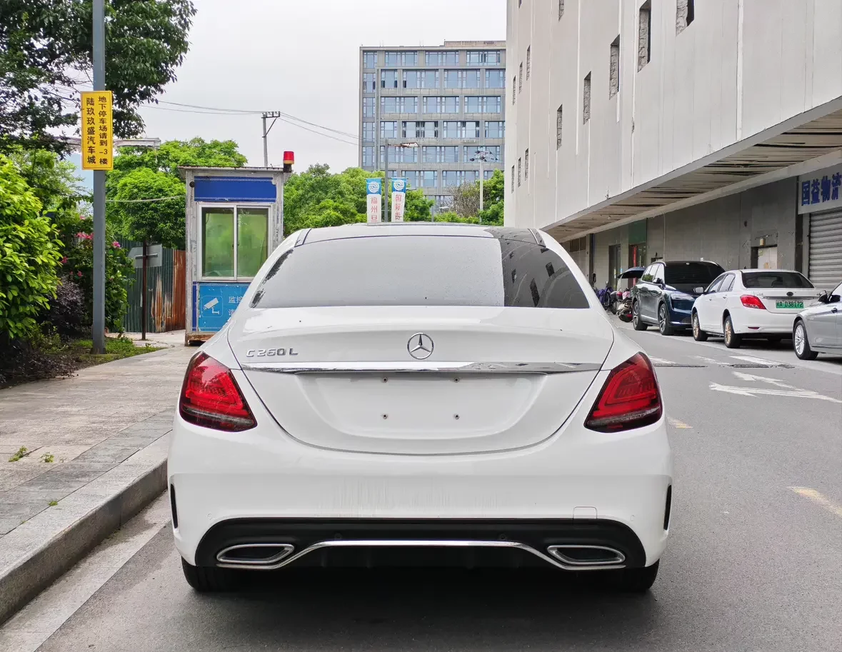Mercedes-Benz C Class