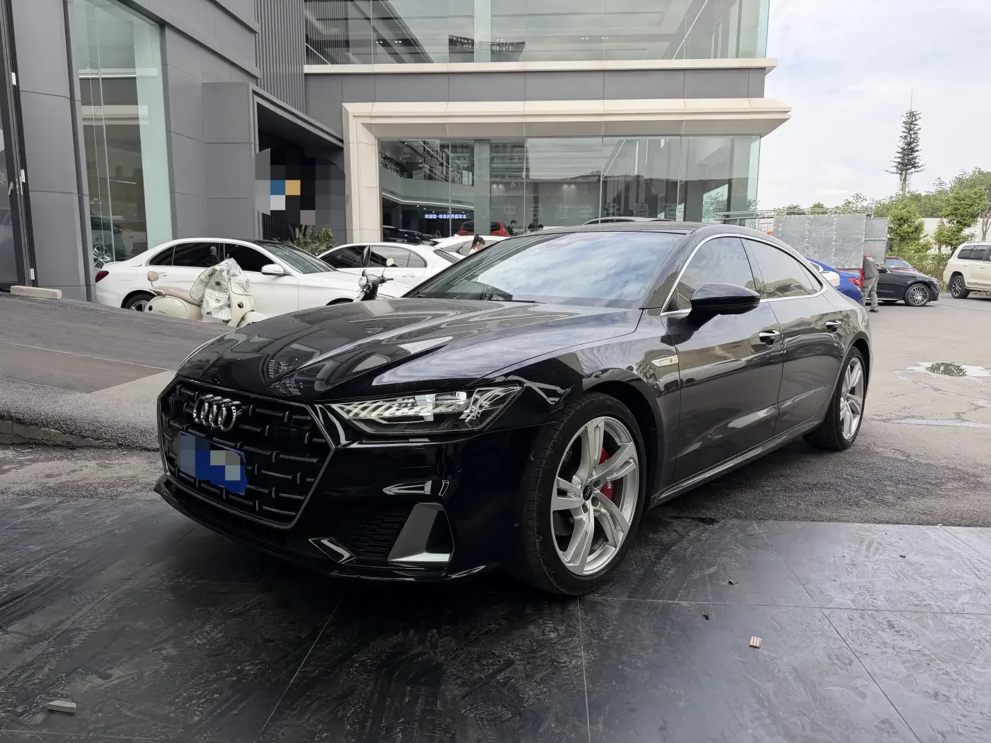 Audi A7L