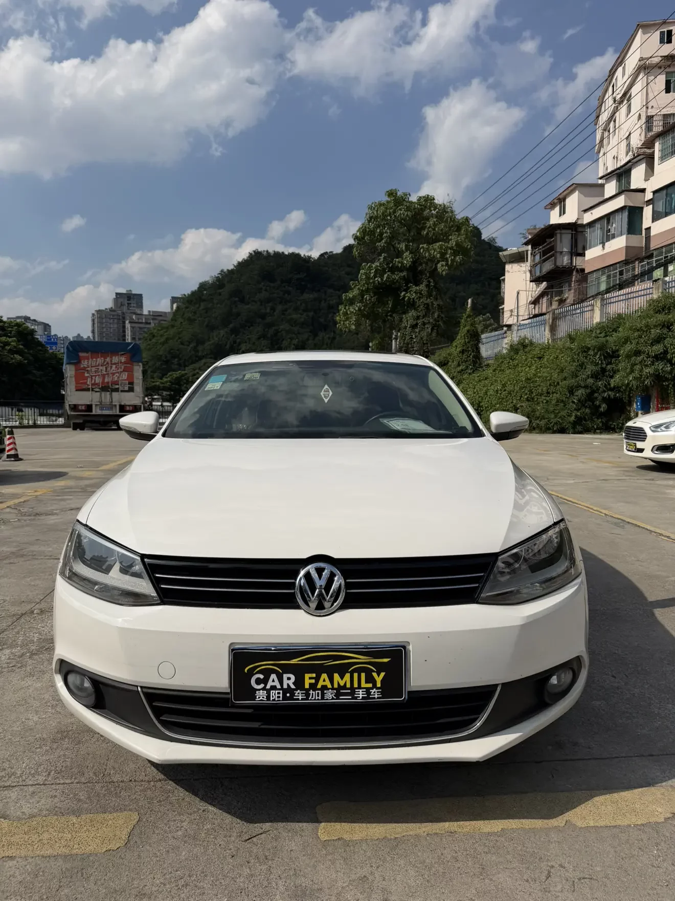 Volkswagen Sagitar