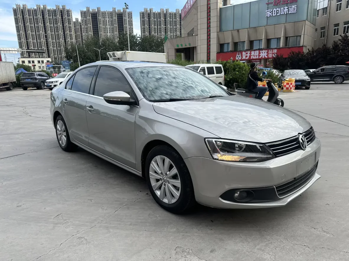 Volkswagen Sagitar