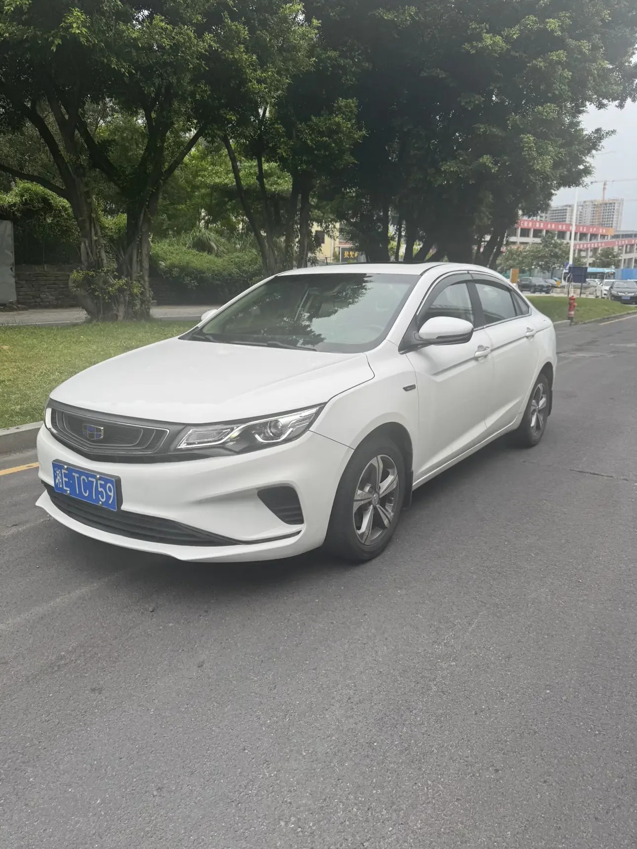 Geely Emgrand GL