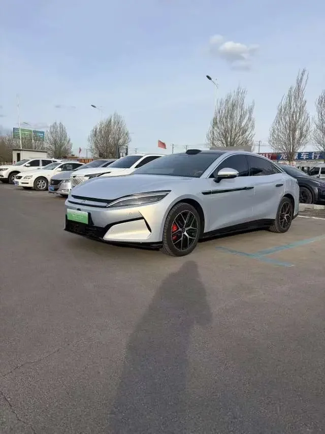 BYD Han L EV