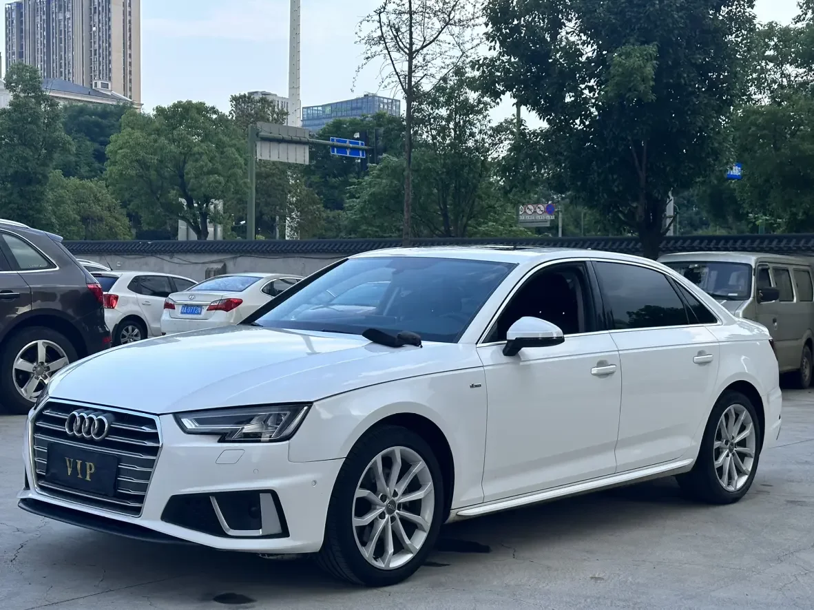 Audi A4L