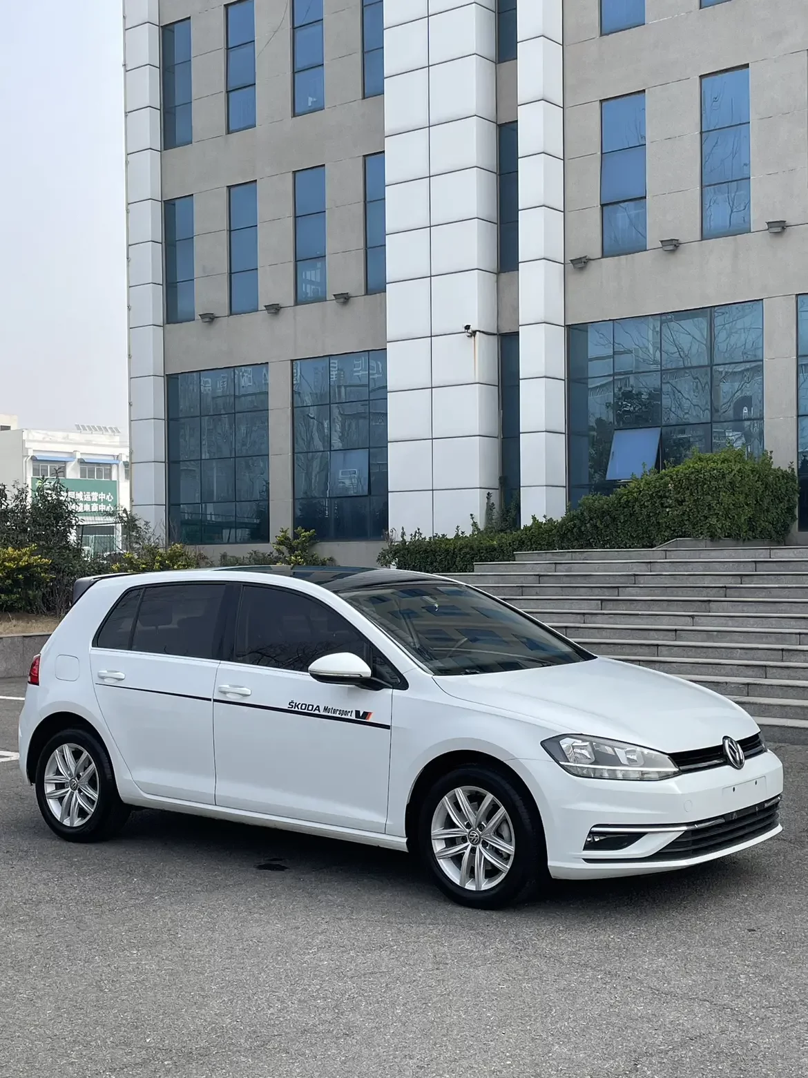 Volkswagen golf