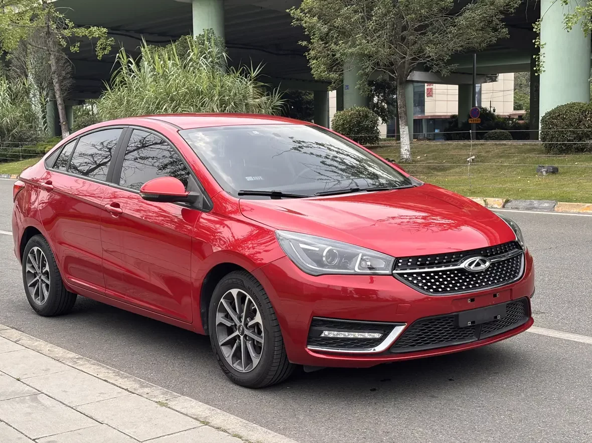 Chery Arrizo 5