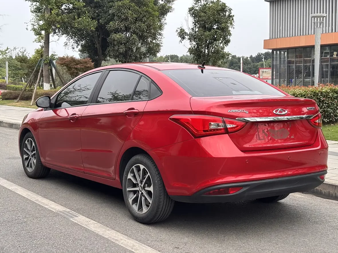 Chery Arrizo 5